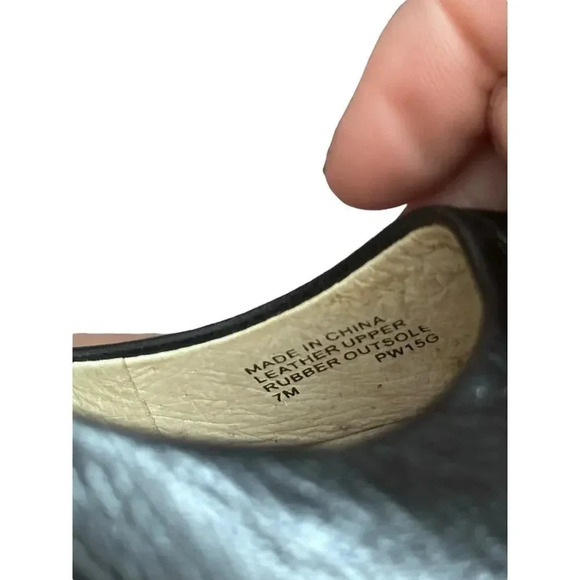 MICHAEL KORS MK Black Pointed Toe Flex Pump Mid-Heel Size 7M - Picture 9 of 9